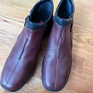 Rieker Brown Leather Chukka Boots with Black Collar